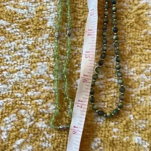 Bundle two semi precious stone green necklaces NWOT - Picture 4 of 5